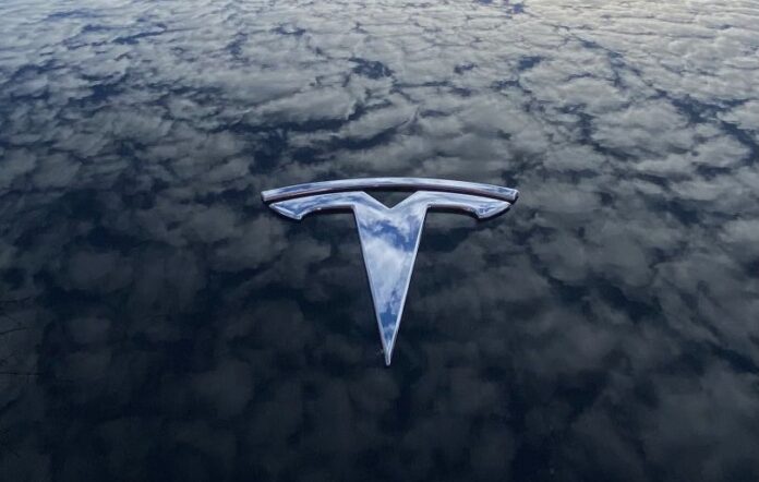 Tesla-is-one-of-the-worlds-20-fast-growing-companies.jpeg