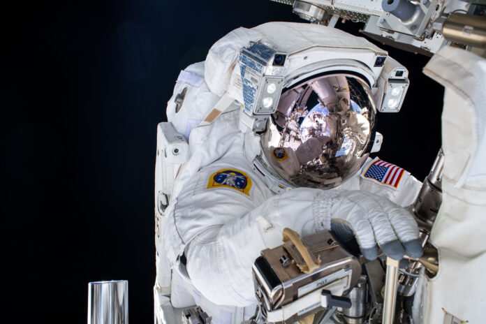 spacewalk-2.jpg
