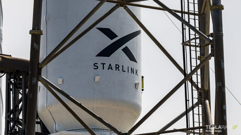 SpaceX Starlink helps Navy sailors keep in touch with family