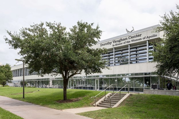 dv2-bldg.jpg