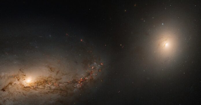 hst-ngc-3227.jpg