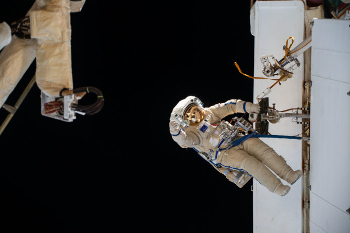roscosmos.jpg