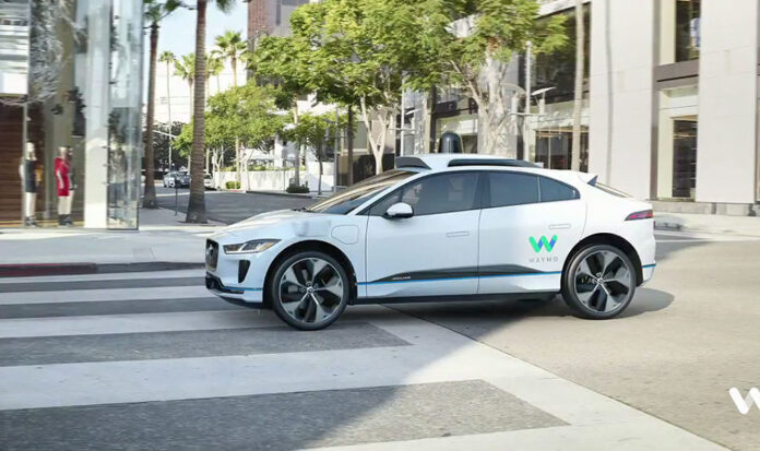 Waymo-Jaguar-iPace-self-driving-car-4-e1522168321272-1000x593.jpg