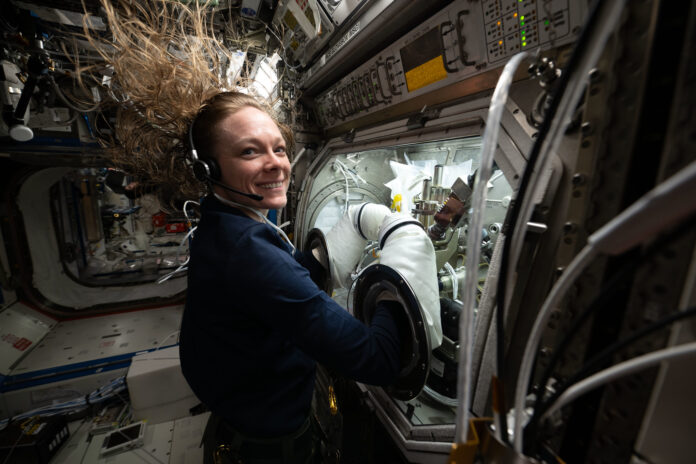 nasa-astronaut-nicole-ayers-on-iss-june-25-advisory.jpg