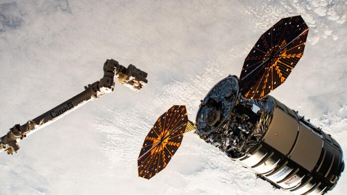 iss071e418233large.jpg